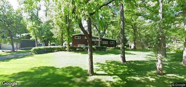 Larawan ng 237 Victoria Crescent sa Winnipeg, Manitoba