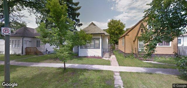 Photo of 217 Harvard Avenue W in Winnipeg, Manitoba