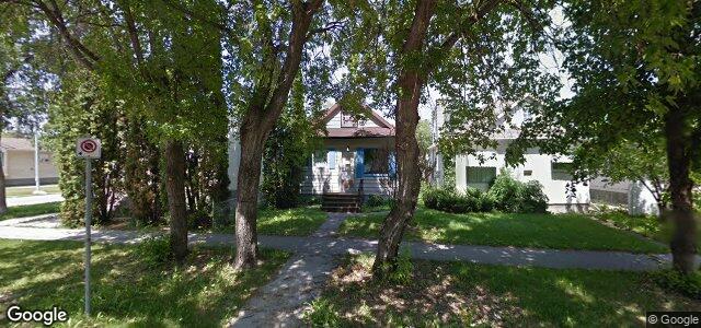 Photo of 363 Victoria Avenue W in Winnipeg, Manitoba