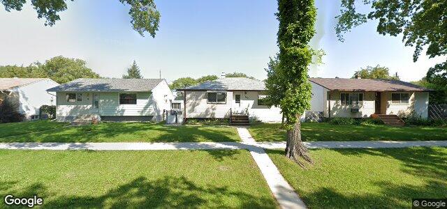 Larawan ng 523 Ravelston Avenue W sa Winnipeg, Manitoba