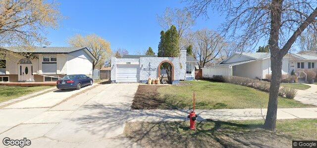 Photo of 1398 Chancellor Drive in Winnipeg, Manitoba