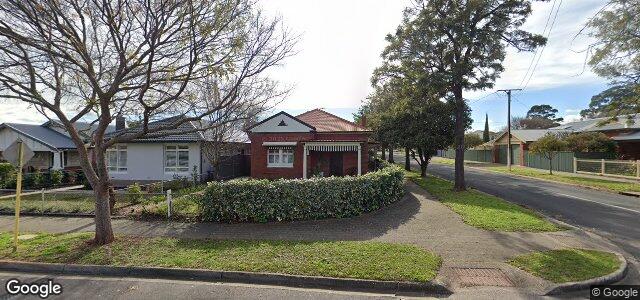 Photo of 19 Salisbury Crescent in Winnipeg, Manitoba