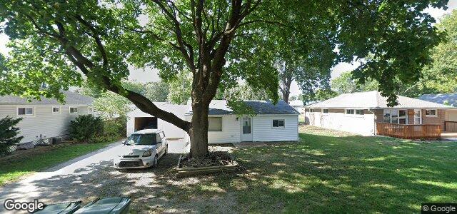 212 Augusta Drive ਦੀ ਫੋਟੋ, ਵਿਨੀਪਿਗ, ਮੈਨੀਟੋਬਾ