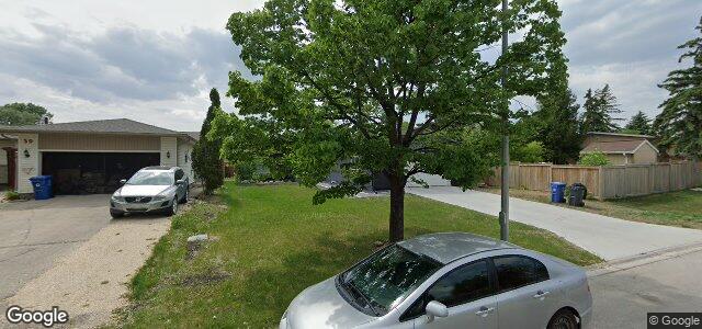 Larawan ng 61 Lakeland Place sa Winnipeg, Manitoba