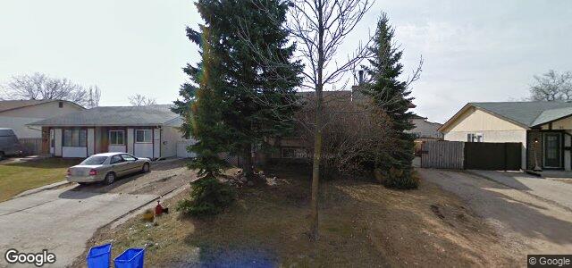 Larawan ng 68 Lake Village Road sa Winnipeg, Manitoba