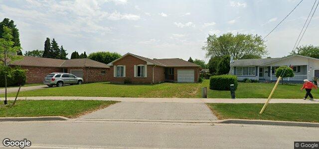 98 Lakeshore Road ਦੀ ਫੋਟੋ, ਵਿਨੀਪਿਗ, ਮੈਨੀਟੋਬਾ