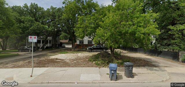 295 Academy Road（加拿大曼尼托巴省溫尼伯市）房屋照片