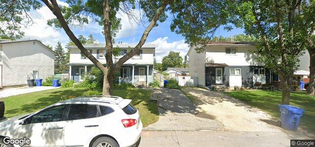 Photo of 15 Lavenham Crescent in Winnipeg, Manitoba