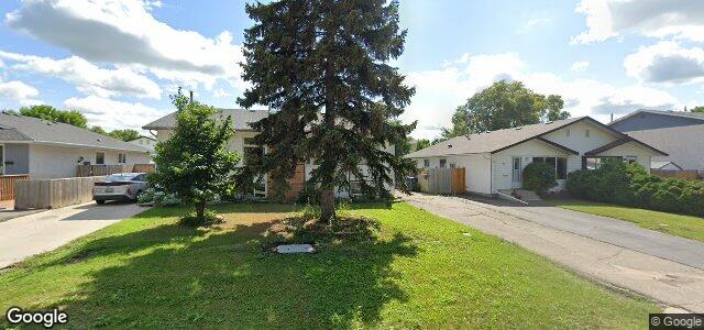 Photo of 8 Foxberry Bay in Winnipeg, Manitoba