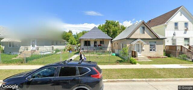 Photo of 1421 Ross Avenue W in Winnipeg, Manitoba