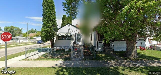 Photo of 1435 Ross Avenue W in Winnipeg, Manitoba