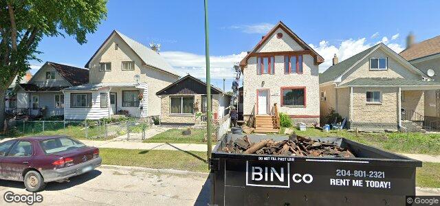 Photo of 1479 Ross Avenue W in Winnipeg, Manitoba