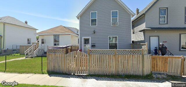 Photo of 1482 Elgin Avenue W in Winnipeg, Manitoba