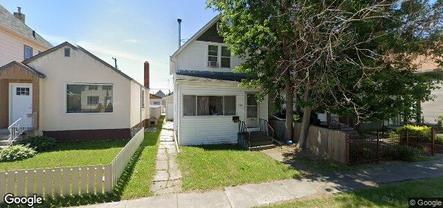 Photo of 1482 Ross Avenue W in Winnipeg, Manitoba