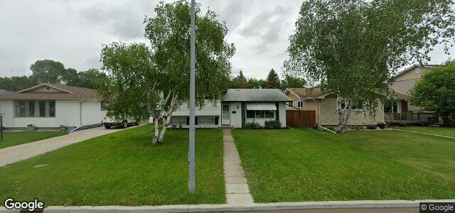 Larawan ng 211 Whitegates Crescent sa Winnipeg, Manitoba