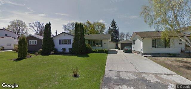 Larawan ng 64 Erlandson Drive sa Winnipeg, Manitoba