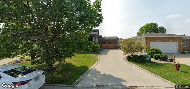 114 Burlington Way（加拿大曼尼托巴省溫尼伯市）房屋照片