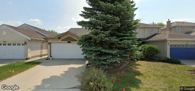 Photo of 1177 Scurfield Boulevard in Winnipeg, Manitoba