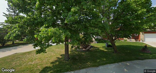 Larawan ng 12 Stonegate Close sa Winnipeg, Manitoba