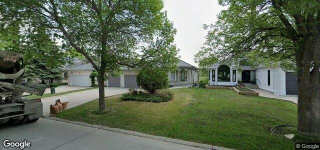 Photo of 16 Vanderbilt Drive in Winnipeg, Manitoba