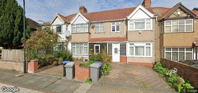 Photo of 3 Meadowbank Road in Winnipeg, Manitoba