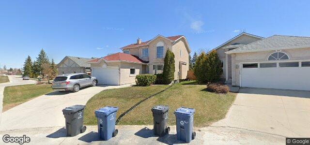 Photo of 464 Scurfield Boulevard in Winnipeg, Manitoba