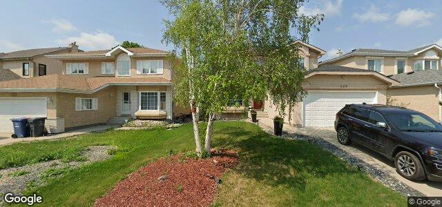 Photo of 569 Scurfield Boulevard in Winnipeg, Manitoba