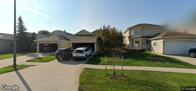 Photo of 676 Scurfield Boulevard in Winnipeg, Manitoba