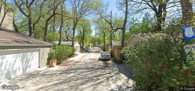 Photo of 50 Wildwood E Park in Winnipeg, Manitoba