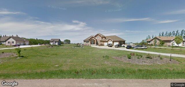 Photo of 1440 Charleswood Road in Winnipeg, Manitoba