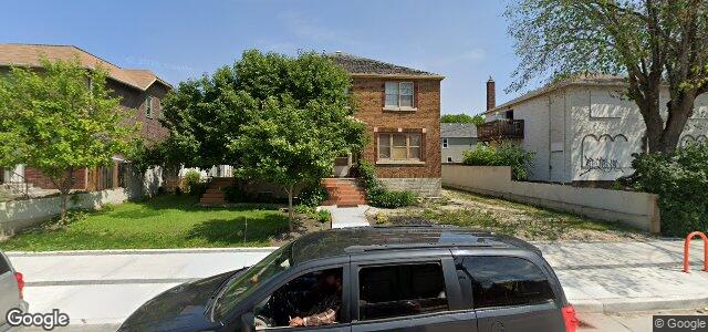 Larawan ng 359 Selkirk Avenue sa Winnipeg, Manitoba