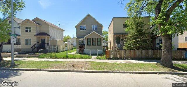 Photo of 396 Redwood Avenue in Winnipeg, Manitoba