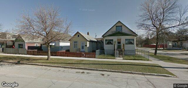 Photo of 717 Aberdeen Avenue in Winnipeg, Manitoba