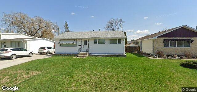 Photo of 12 Gatineau Bay in Winnipeg, Manitoba