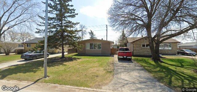 Photo of 155 Crestwood Crescent in Winnipeg, Manitoba