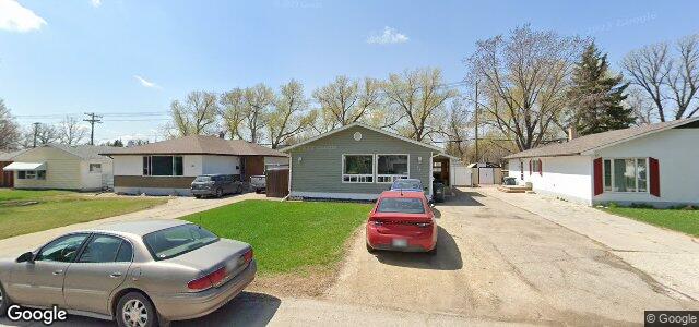 33 Boulder Bay ਦੀ ਫੋਟੋ, ਵਿਨੀਪਿਗ, ਮੈਨੀਟੋਬਾ