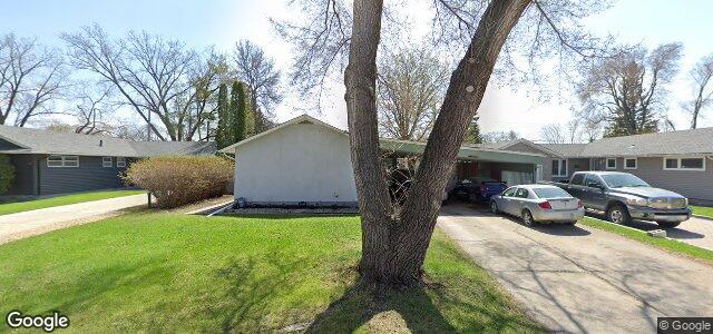 Photo of 35 Bittersweet Bay in Winnipeg, Manitoba