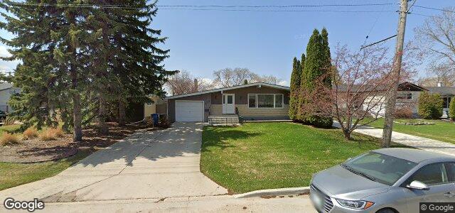 Photo of 417 Speers Road in Winnipeg, Manitoba