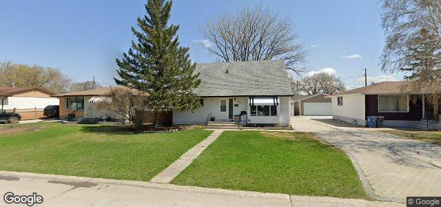 Photo of 43 Durham Bay in Winnipeg, Manitoba