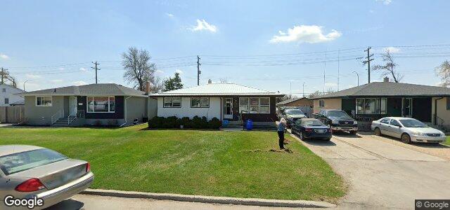 Photo of 65 Crestwood Crescent in Winnipeg, Manitoba