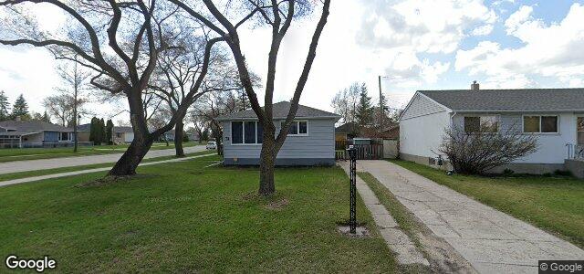 74 Frontenac Bay ਦੀ ਫੋਟੋ, ਵਿਨੀਪਿਗ, ਮੈਨੀਟੋਬਾ