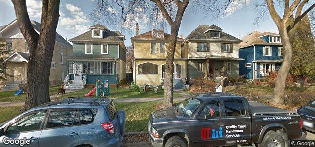 Photo of 194 Home Street in Winnipeg, Manitoba