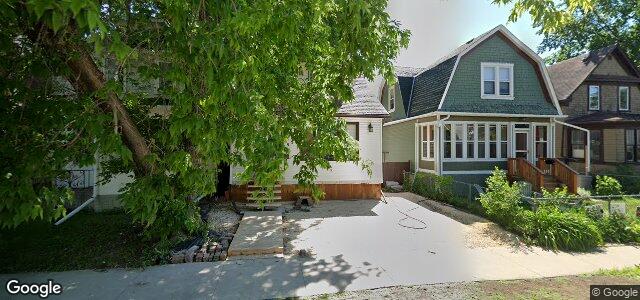 Photo of 495 Camden Place in Winnipeg, Manitoba