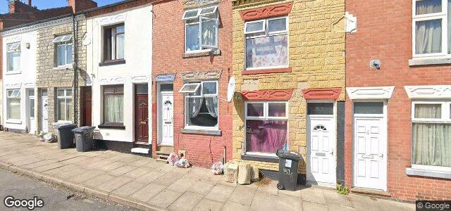 Larawan ng 83 Ruby Street sa Winnipeg, Manitoba