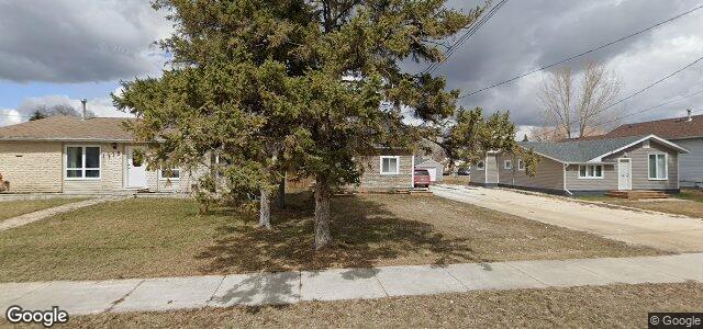 Photo of 117 Hindley Avenue in Winnipeg, Manitoba