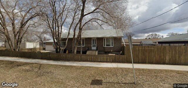 Photo of 301 St George Road in Winnipeg, Manitoba