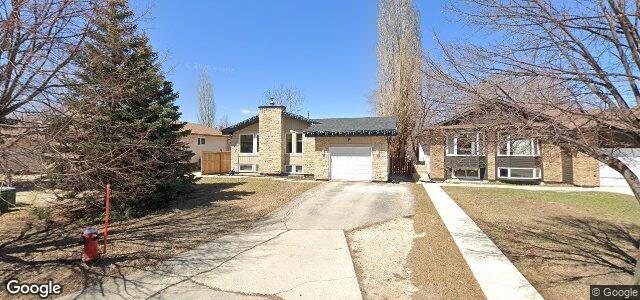 Photo of 63 Beechtree Crescent in Winnipeg, Manitoba